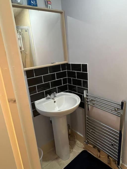 001- Lovely 3-Bedroom Very Close To Oxford Street ロンドン エクステリア 写真