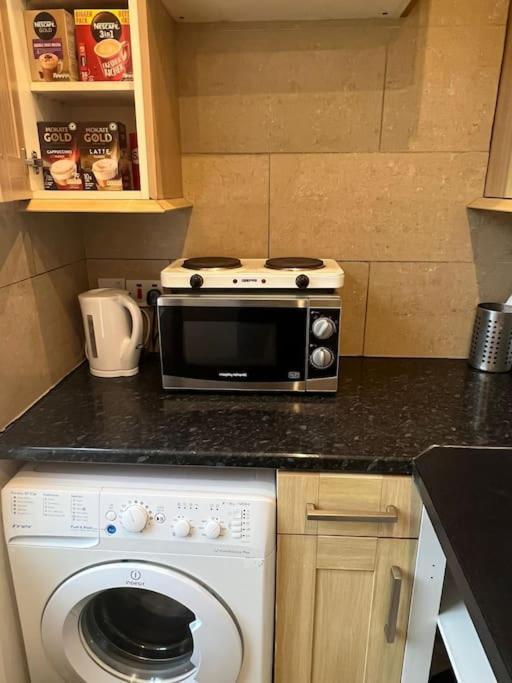 001- Lovely 3-Bedroom Very Close To Oxford Street ロンドン エクステリア 写真