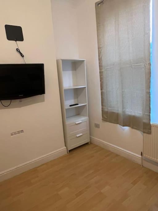001- Lovely 3-Bedroom Very Close To Oxford Street ロンドン エクステリア 写真
