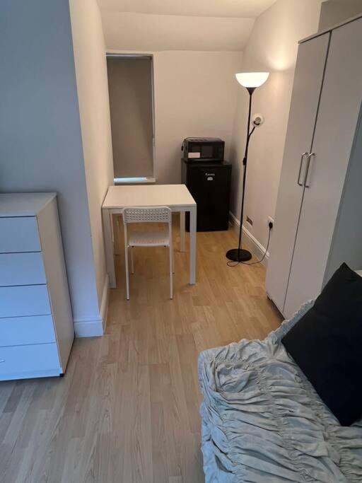 001- Lovely 3-Bedroom Very Close To Oxford Street ロンドン エクステリア 写真