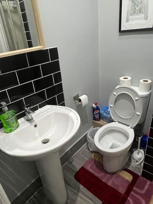 001- Lovely 3-Bedroom Very Close To Oxford Street ロンドン エクステリア 写真